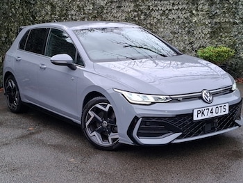 Used Volkswagen Golf 2024 for sale - 76970396: Photo