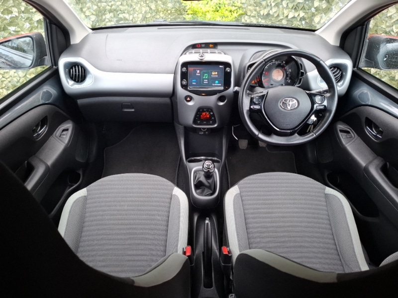 Used Toyota AYGO 2019 for sale - 78093823: Photo 2