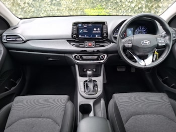 Used Hyundai i30 2023 for sale - 78656216: Photo
