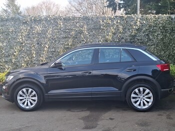 Used Volkswagen T-Roc 2019 for sale - 77751047: Photo