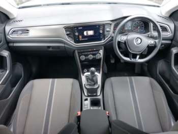 Used Volkswagen T-Roc 2018 for sale - 75125480: Photo