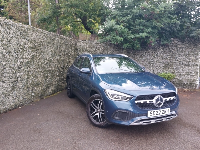 Used Mercedes-Benz GLA 2022 for sale - 76704735: Photo 1