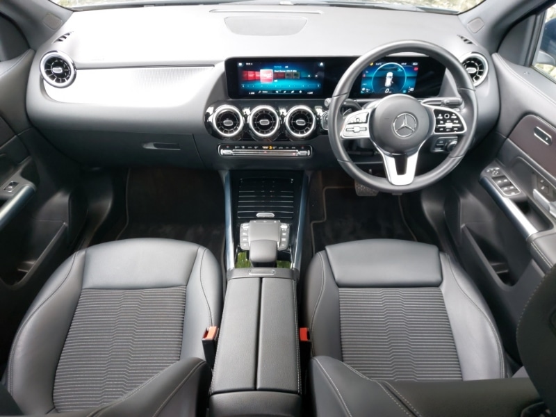 Used Mercedes-Benz GLA 2022 for sale - 76704735: Photo 2