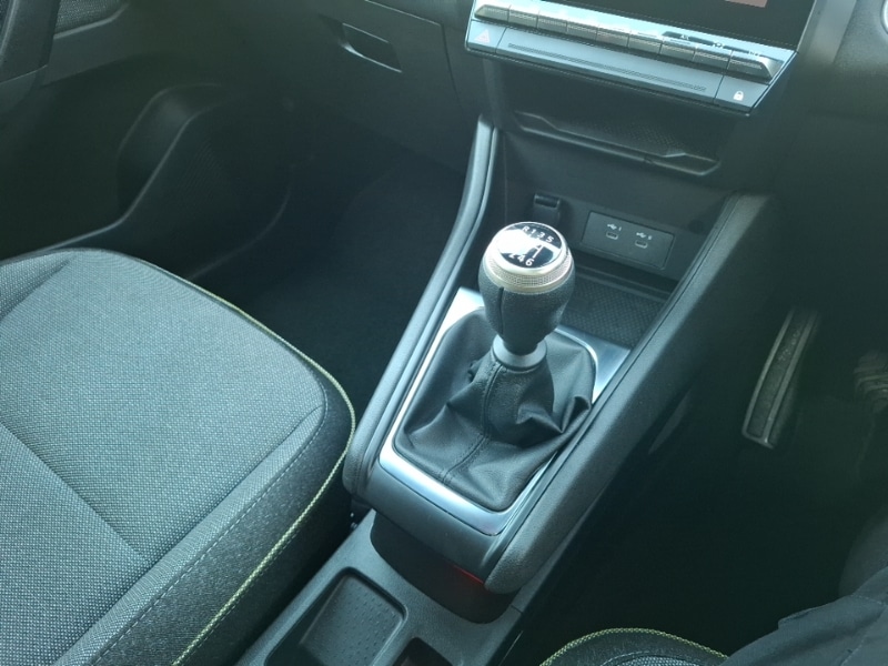 Used Renault Captur 2024 for sale - 76964026: Photo 17