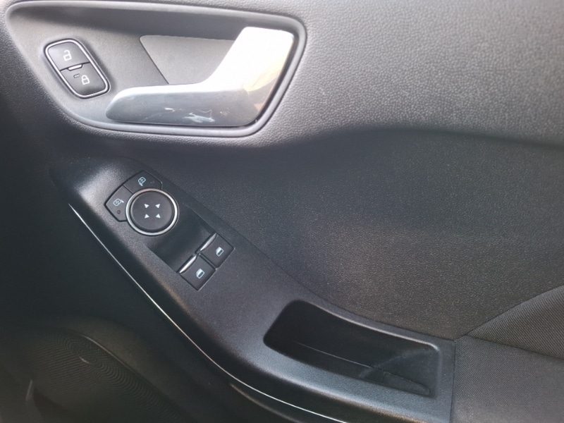 Used Ford Fiesta 2019 for sale - 78023746: Photo 18