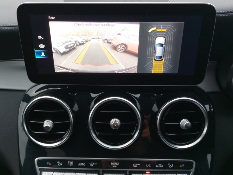 Used Mercedes-Benz GLC 2023 for sale - 76518818: Photo 13