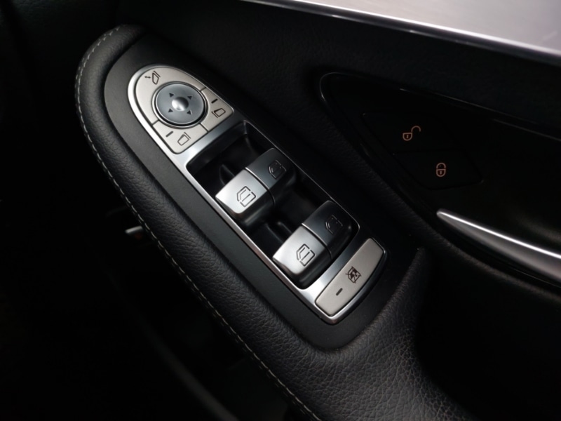 Used Mercedes-Benz GLC 2023 for sale - 76518818: Photo 18