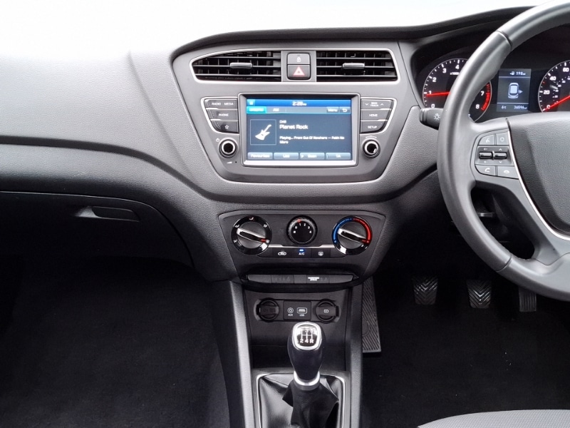 Used Hyundai i20 2020 for sale - 76901954: Photo 10