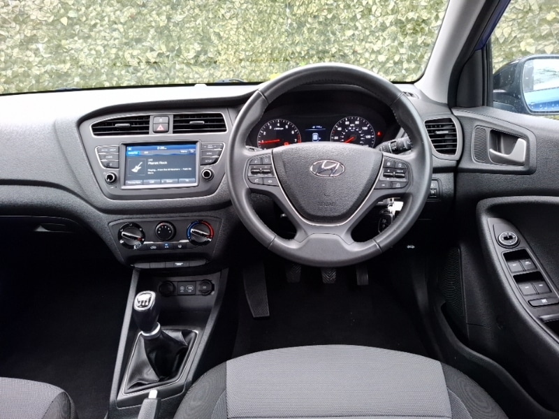 Used Hyundai i20 2020 for sale - 76901954: Photo 7