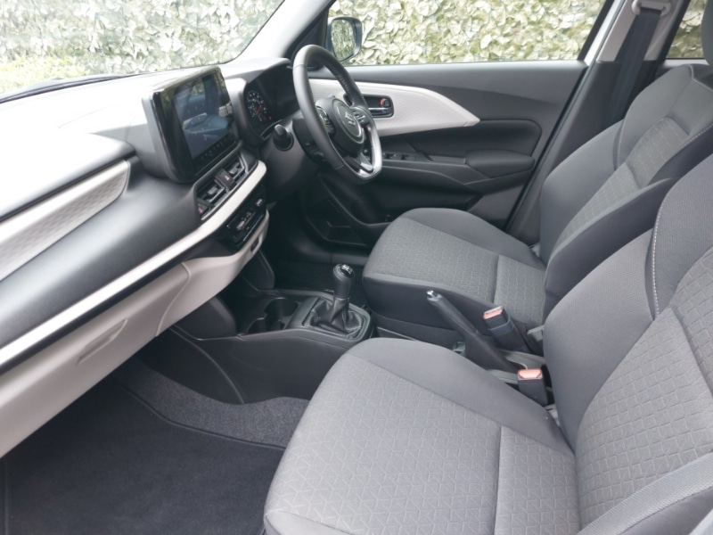 Used Suzuki Swift 2024 for sale - 76348401: Photo 5