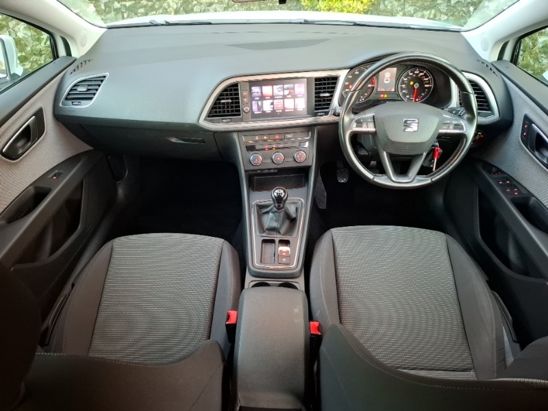 Used SEAT Leon 2018 for sale - 76800117: Photo 2