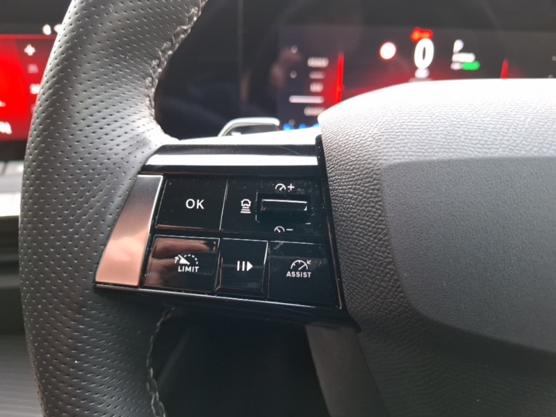 Used Vauxhall Astra 2024 for sale - 77251970: Photo 12