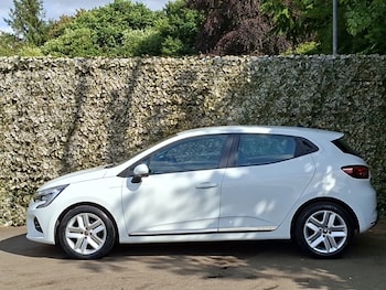 Used Renault Clio 2020 for sale - 79281818: Photo
