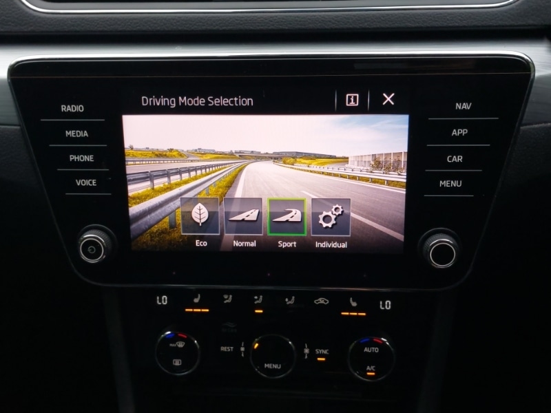 Used Skoda Superb 2020 for sale - 76150897: Photo 16