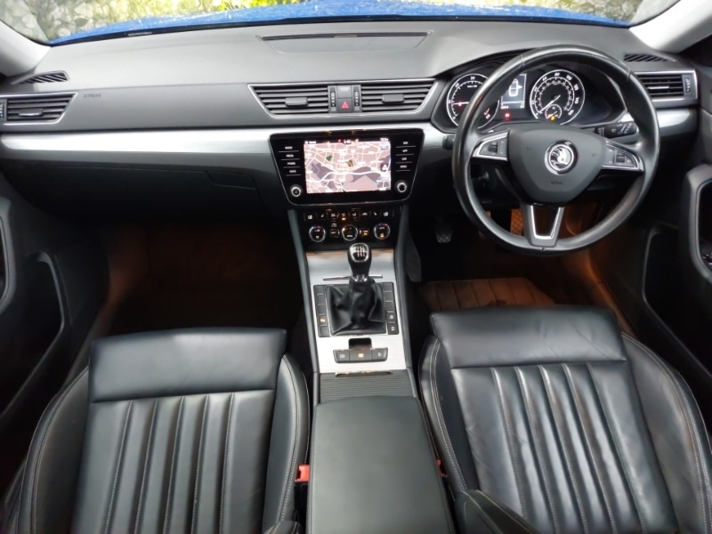 Used Skoda Superb 2020 for sale - 76150897: Photo 2