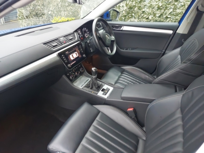 Used Skoda Superb 2020 for sale - 76150897: Photo 5