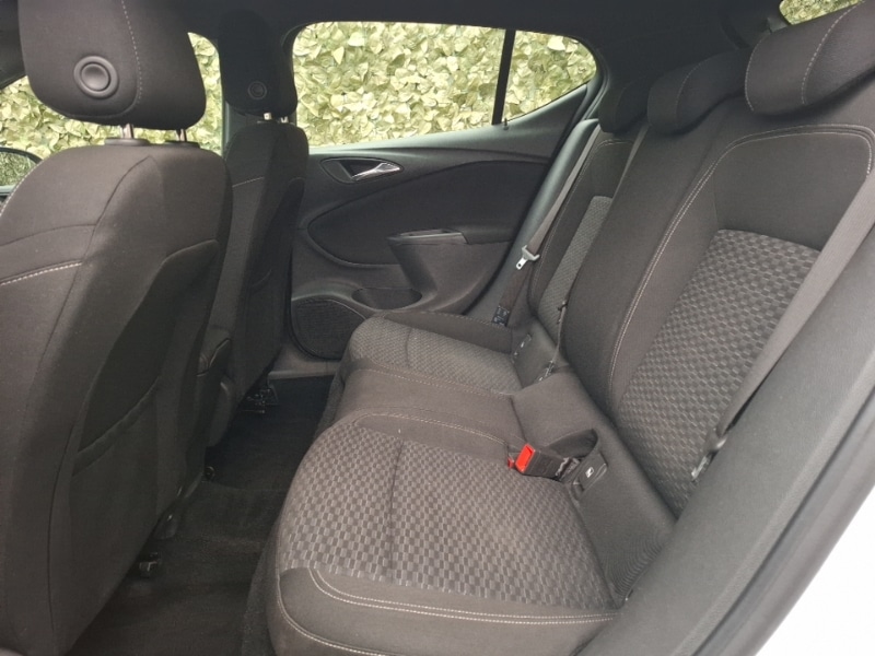 Used Vauxhall Astra 2015 for sale - 77992752: Photo 6