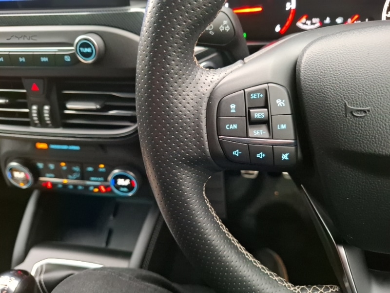 Used Ford Focus 2020 for sale - 77062368: Photo 12