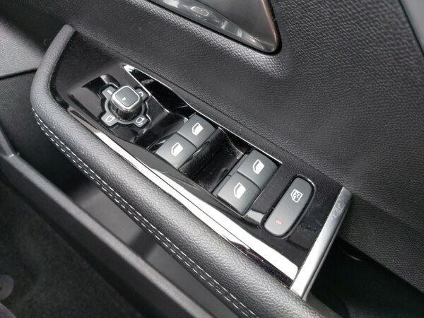 Used Vauxhall Astra 2024 for sale - 75668955: Photo 18