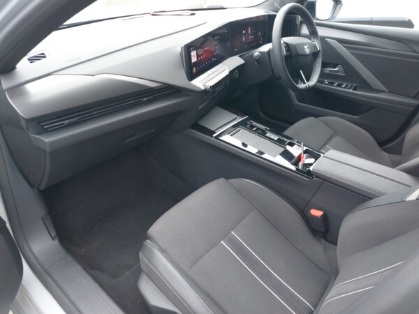 Used Vauxhall Astra 2024 for sale - 75668955: Photo 5