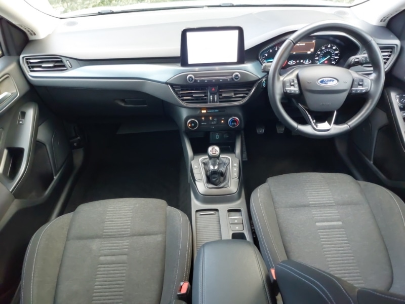Used Ford Focus 2020 for sale - 76511519: Photo 2