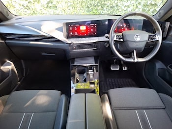 Used Vauxhall Astra 2023 for sale - 78567812: Photo