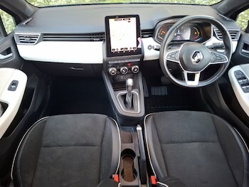 Used Renault Clio 2020 for sale - 76644207: Photo