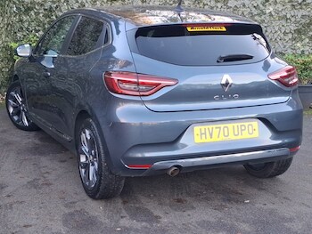 Used Renault Clio 2020 for sale - 76644207: Photo