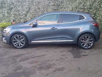 Used Renault Clio 2020 for sale - 76644207: Photo