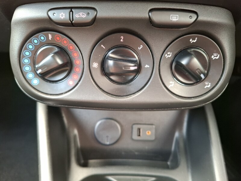 Used Vauxhall Corsa 2015 for sale - 77933481: Photo 15