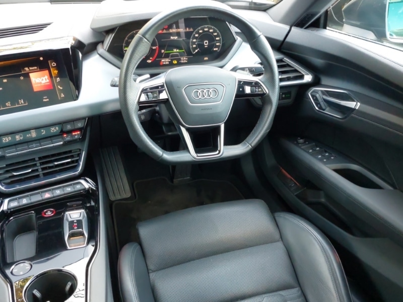 Used Audi e-tron GT 2022 for sale - 76387864: Photo 10