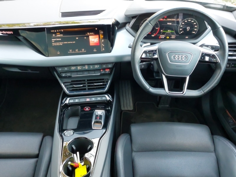 Used Audi e-tron GT 2022 for sale - 76387864: Photo 7