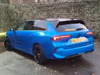 Used Vauxhall Astra 2024 for sale - 76932429: Photo