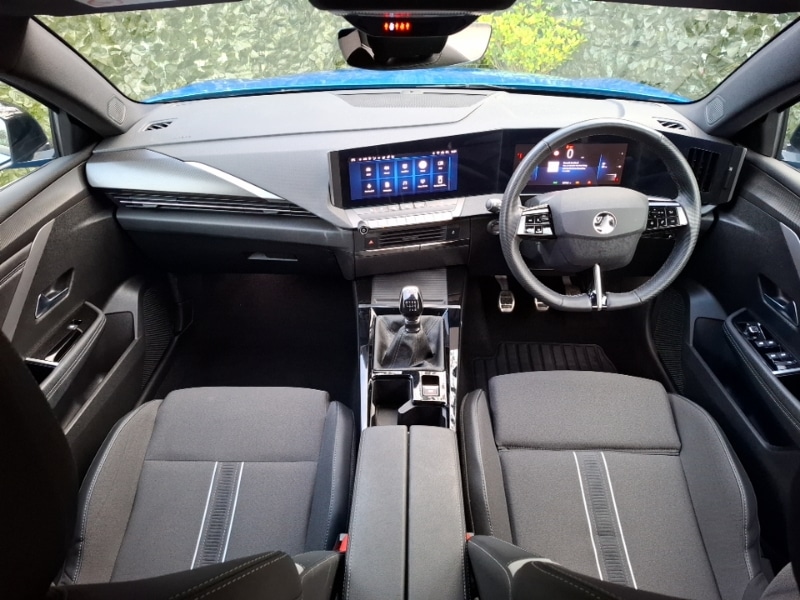 Used Vauxhall Astra 2023 for sale - 76951746: Photo 2