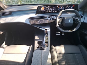 Used Peugeot 5008 2025 for sale - 78425115: Photo