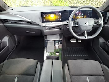Used Vauxhall Astra 2025 for sale - 79351150: Photo