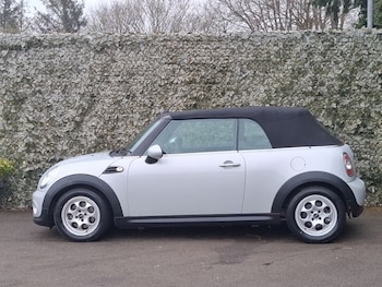 Used MINI Convertible 2015 for sale - 77992750: Photo