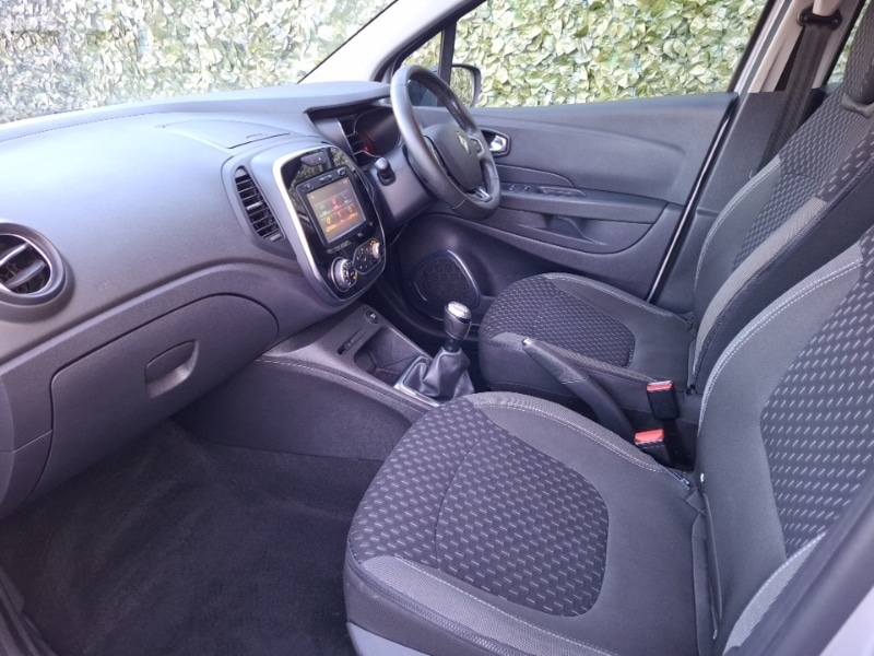 Used Renault Captur 2017 for sale - 77209173: Photo 5