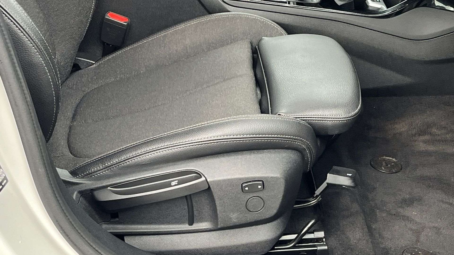 Used BMW 1 Series 2022 for sale - 75845517: Photo 28