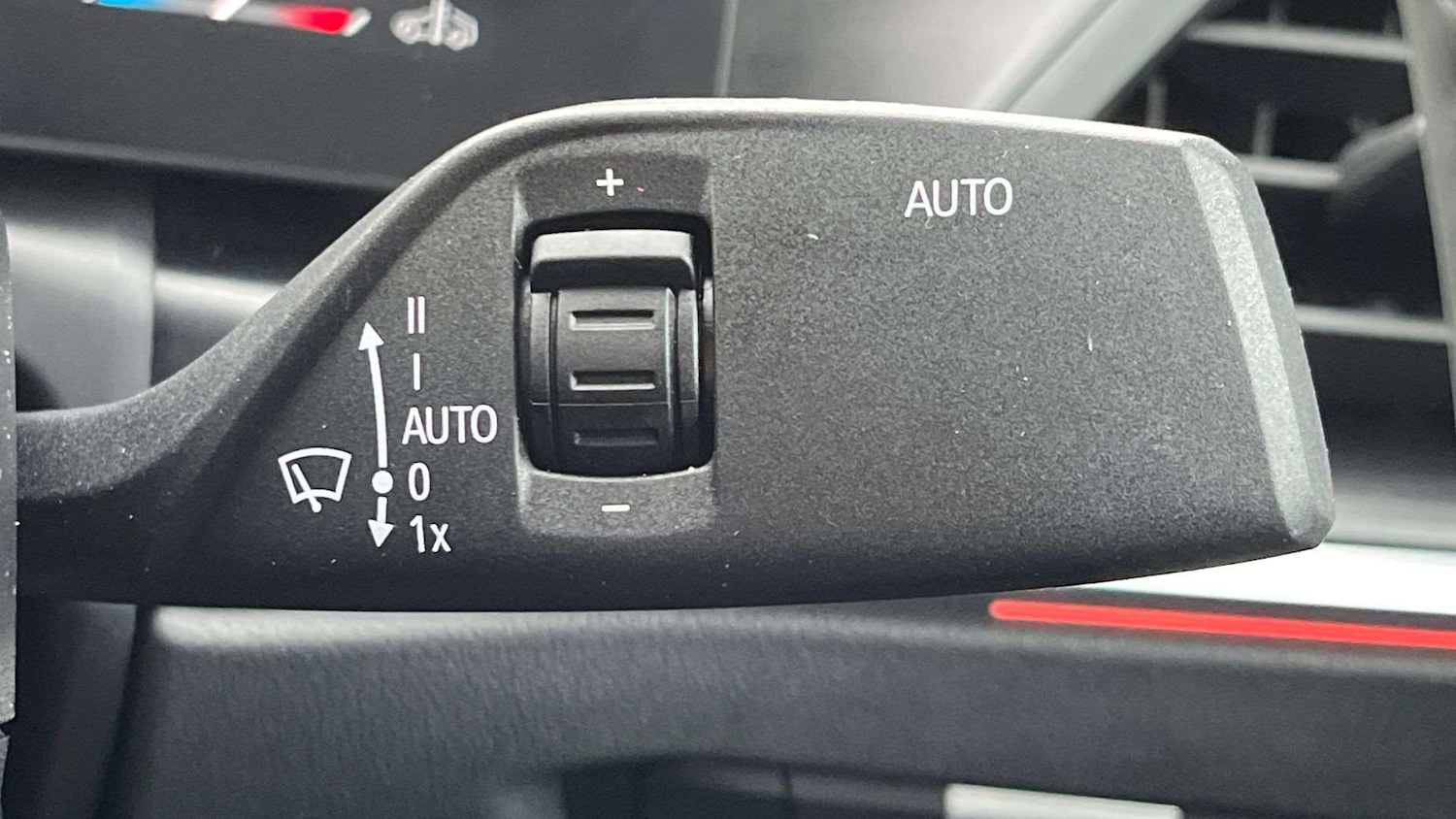 Used BMW 4 Series 2024 for sale - 76875860: Photo 30