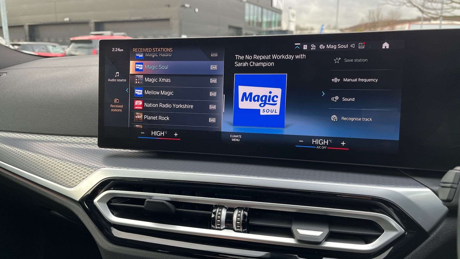 Used BMW 4 Series 2024 for sale - 76875860: Photo 32