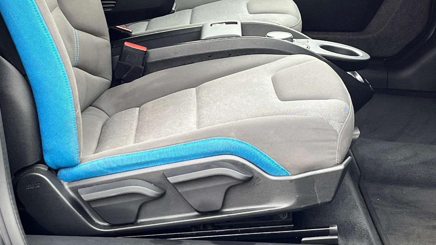 Used BMW i3 2021 for sale - 77928553: Photo 28