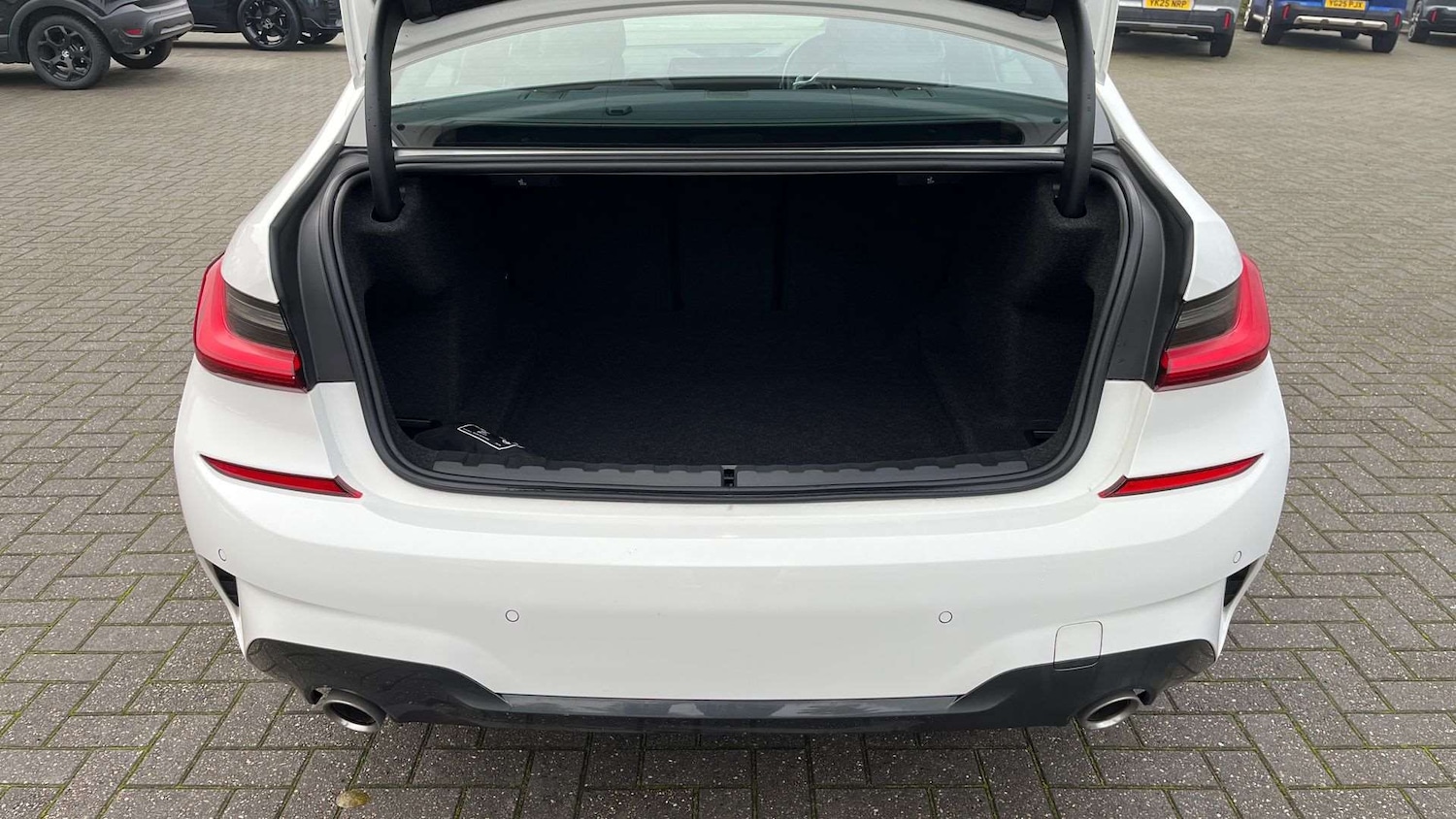 Used BMW 3 Series 2021 for sale - 76718126: Photo 15