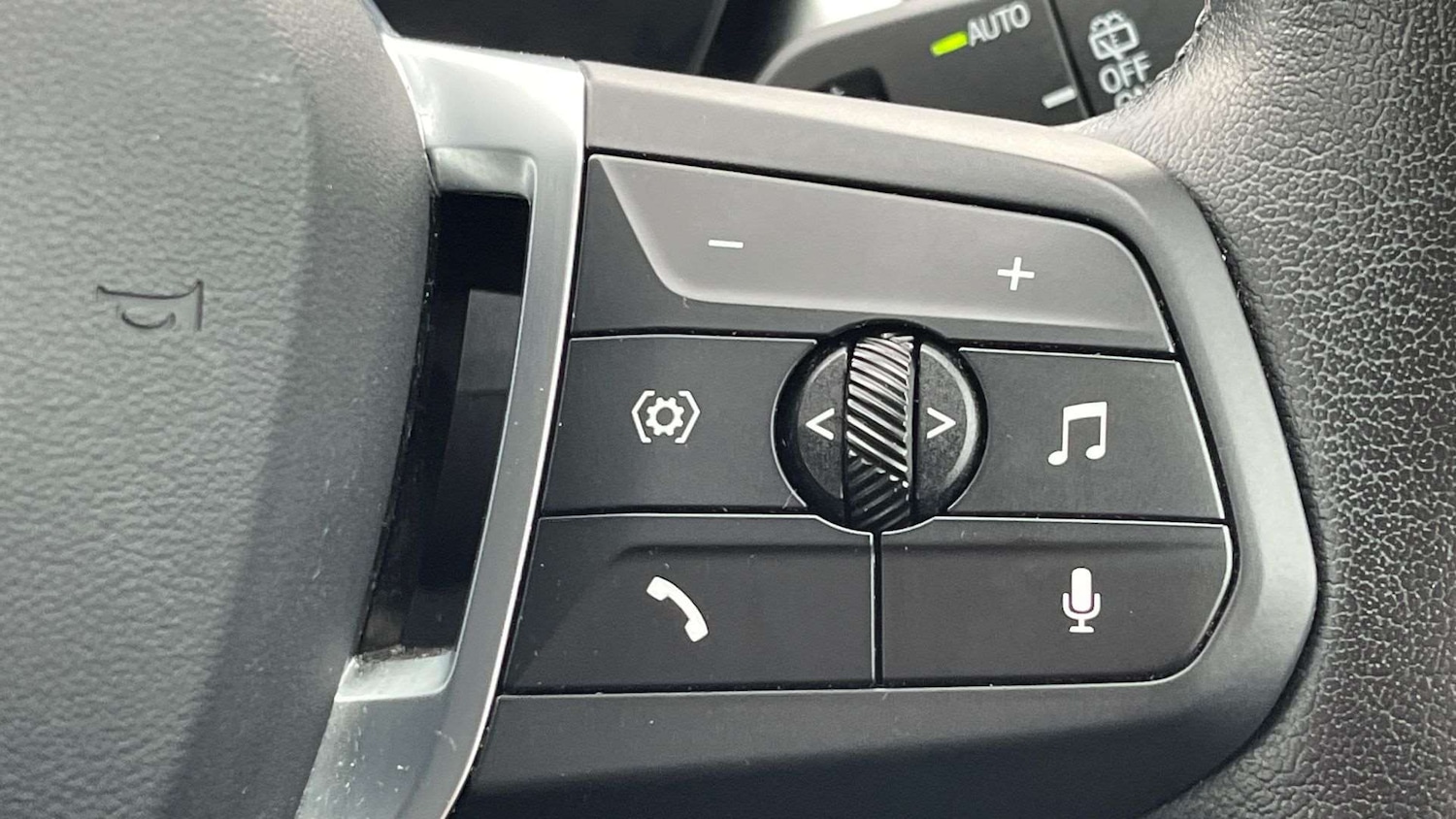 Used BMW iX1 2024 for sale - 78216292: Photo 22