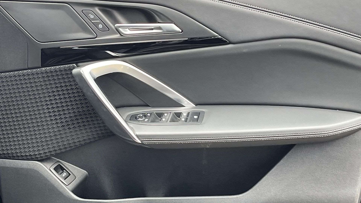 Used BMW iX1 2024 for sale - 78216292: Photo 26