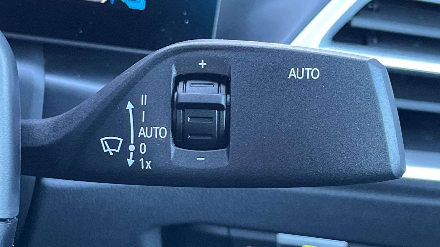 Used BMW 3 Series 2025 for sale - 77134795: Photo 30