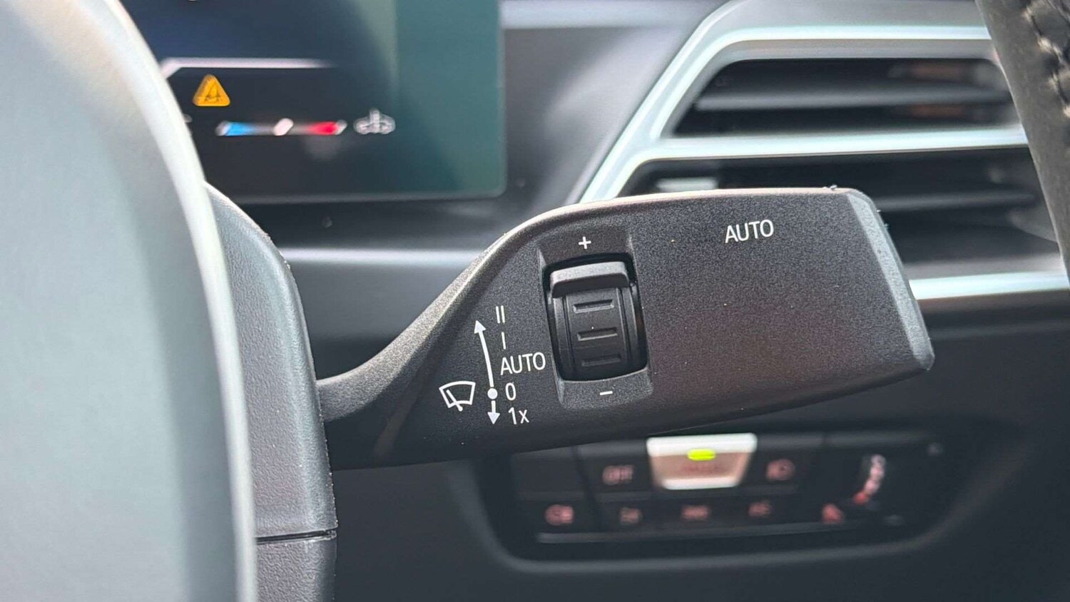 Used BMW 2 Series 2025 for sale - 77011207: Photo 30