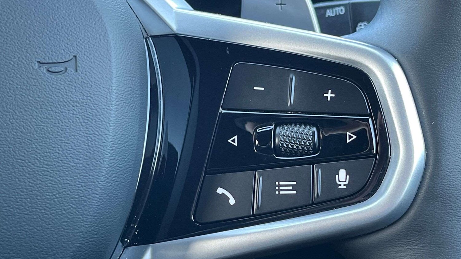 Used BMW 3 Series 2025 for sale - 78188058: Photo 22