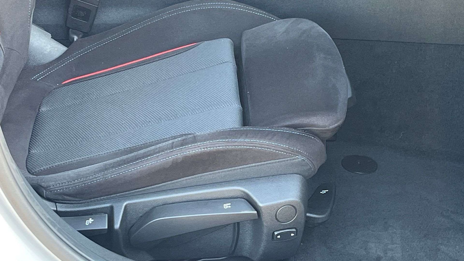 Used BMW 3 Series 2025 for sale - 78188058: Photo 27