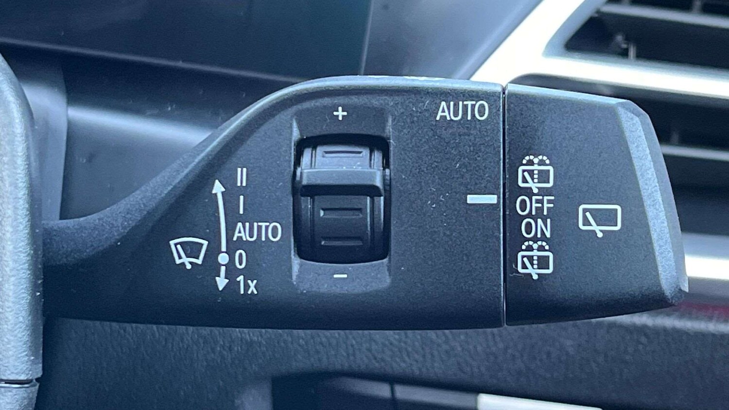 Used BMW 3 Series 2025 for sale - 78188058: Photo 29